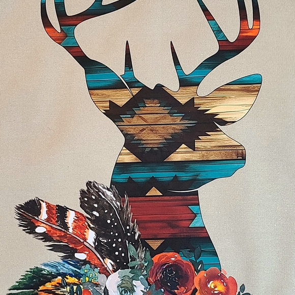 🦌 Southwestern Deer Head Graphic Sweatshirt - Picture 2 of 15